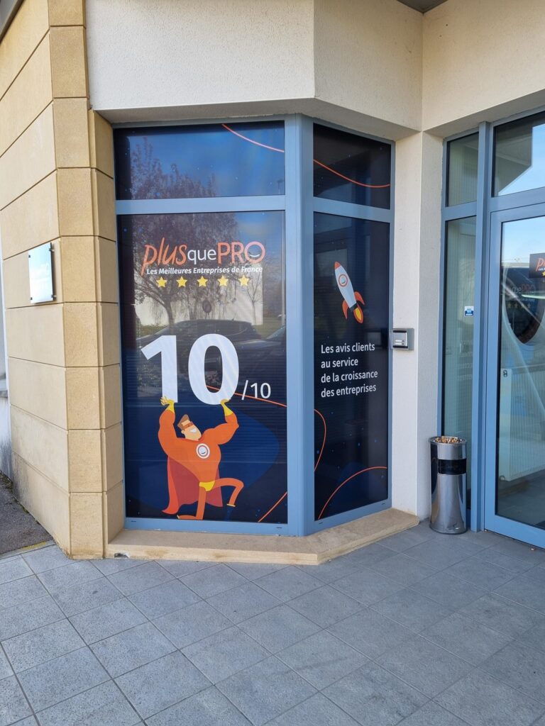 Habillage de vitrine et vitrophanie